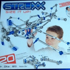 NIB-MEGA BLOKS STRUXX 234 piece set-age 8 & up #60